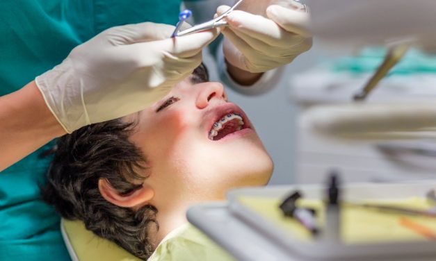 Consultation orthodontiste : à quel âge y emmener votre enfant ?
